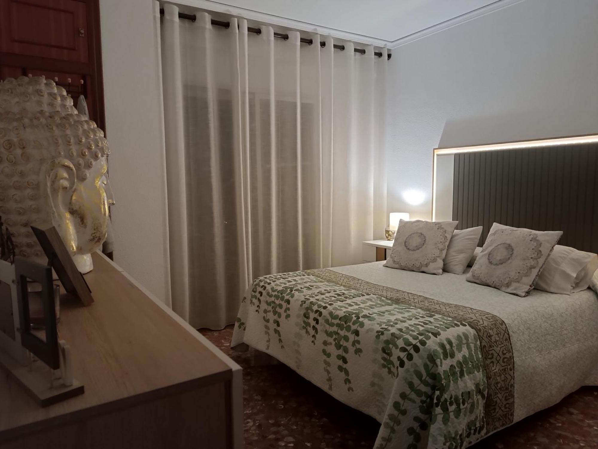 Ferienwohnung Habitacion Luxurious Gran Budha Oliva Exterior foto